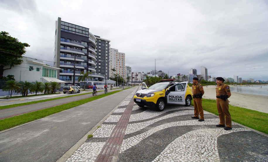 Com dois helicópteros e viatura inteligente, mais de 600 policiais militares vão atuar no Verão Maior Paraná
