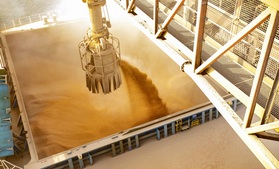 Movimentação dos portos do Paraná passa das 54 milhões de toneladas