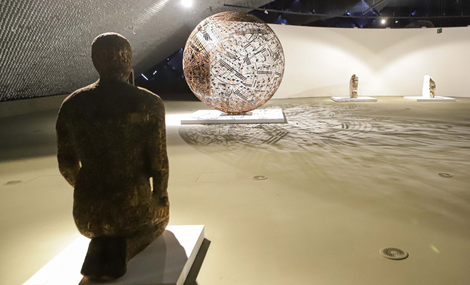 O público já pode conferir no espaço do Olho a exposição “Invisível e Indizível”, do artista espanhol Jaume Plensa.