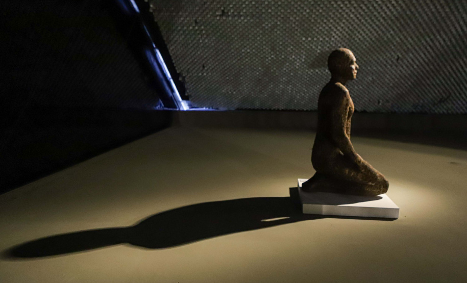 O público já pode conferir no espaço do Olho a exposição “Invisível e Indizível”, do artista espanhol Jaume Plensa.