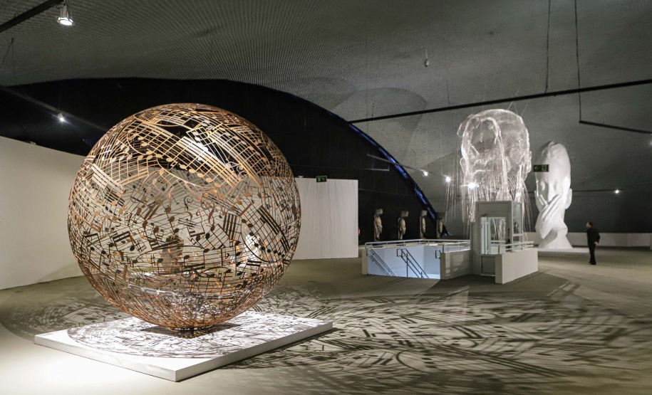 O público já pode conferir no espaço do Olho a exposição “Invisível e Indizível”, do artista espanhol Jaume Plensa.