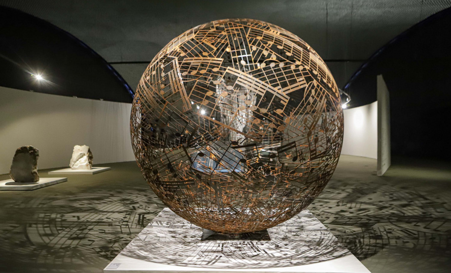 O público já pode conferir no espaço do Olho a exposição “Invisível e Indizível”, do artista espanhol Jaume Plensa.