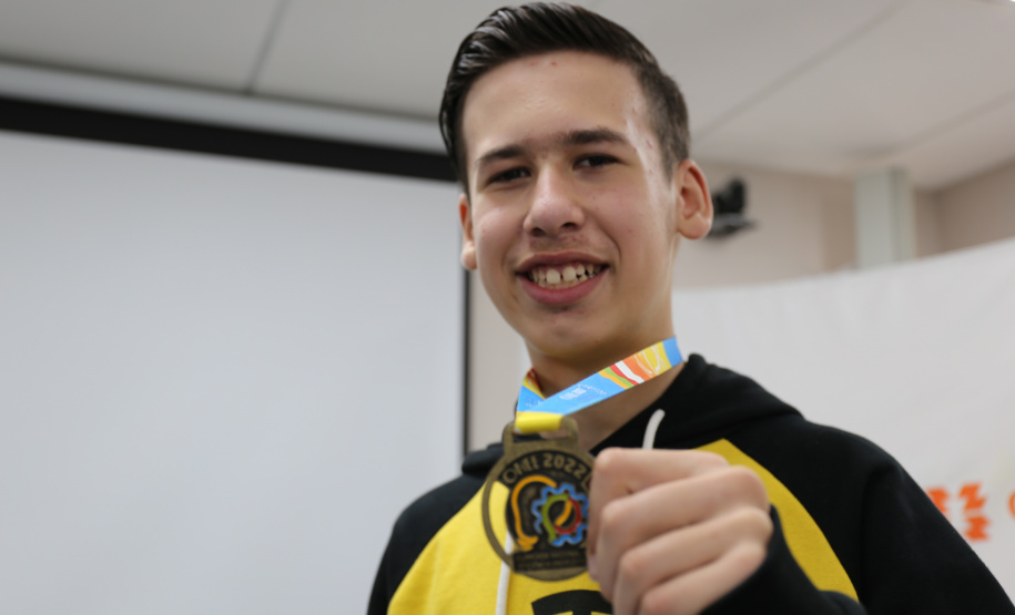 Copel entrega premiação da Olimpíada de Eficiência Energética em Curitiba e Assaí