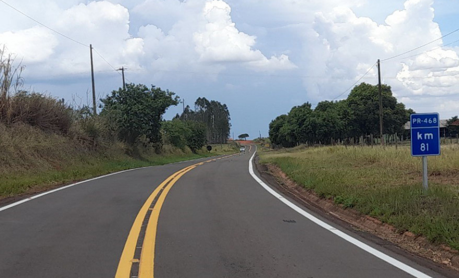 DER executa reforço de sinalização de rodovia em Umuarama