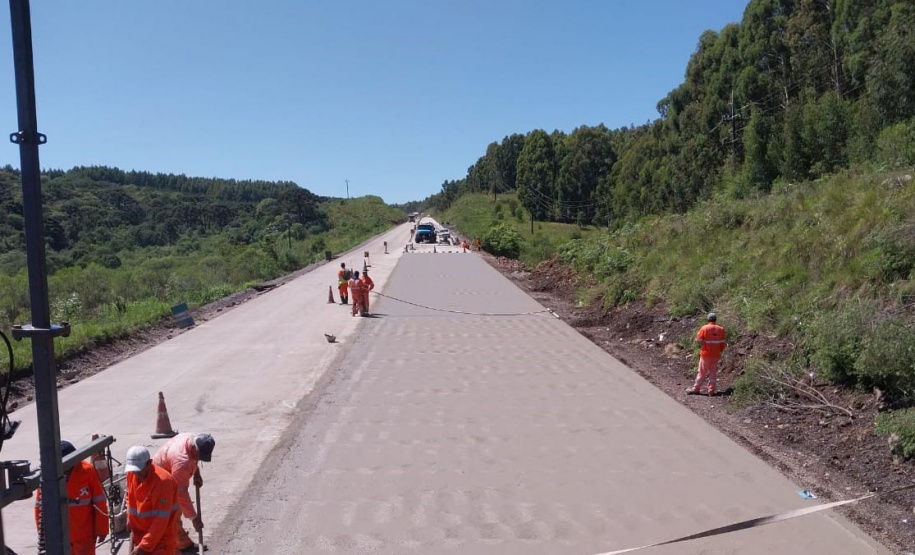 Com 90% da obra pronta, DER prevê concluir pavimento de concreto da PRC-280 ainda em 2022