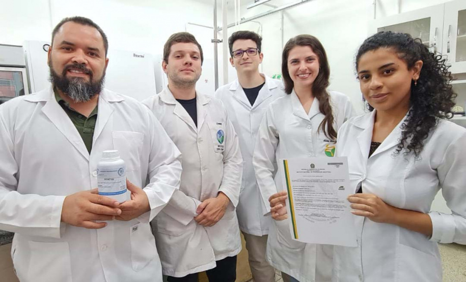 UEL conquista patente por invenção de biofungicida para controle de  doenças de plantas