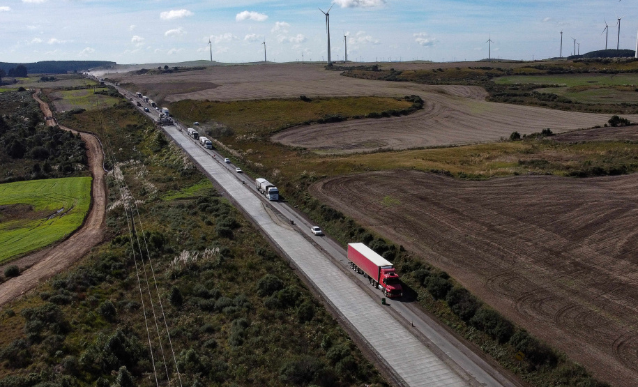 Governo do Paraná investiu R$ 950 milhões em obras rodoviárias ao longo de 2022