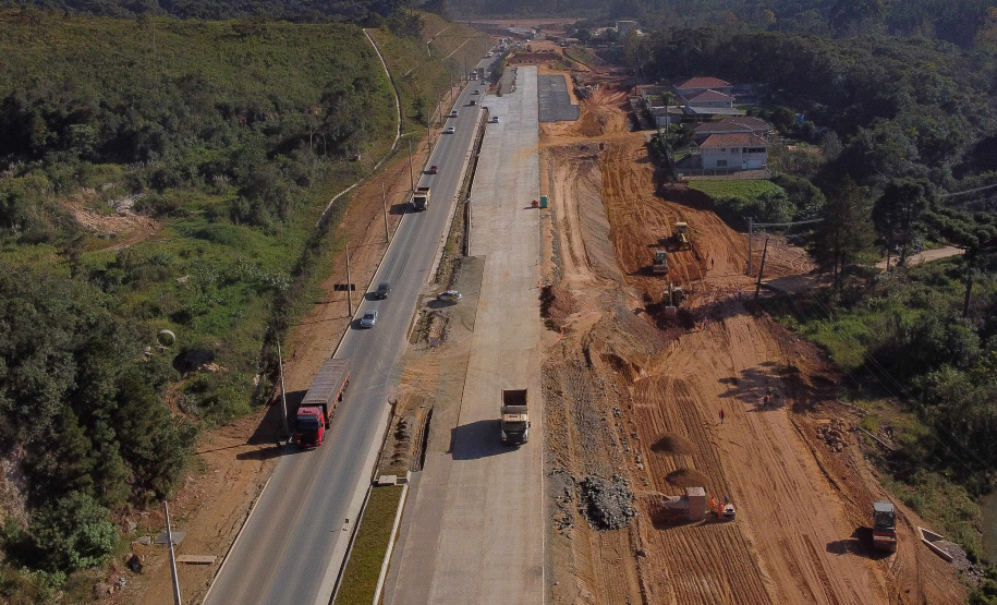 Governo do Paraná investiu R$ 950 milhões em obras rodoviárias ao longo de 2022