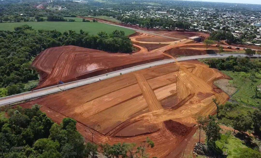 Ponte da Integração passa por teste carga e recebe acabamentos finais