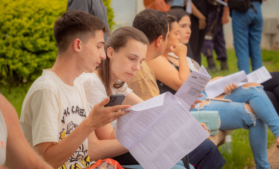 UEPG aplica provas do Vestibular em 13 cidades do Paraná -