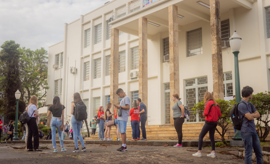 UEPG aplica provas do Vestibular em 13 cidades do Paraná -