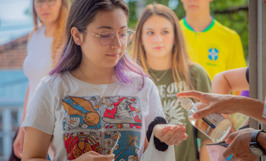 UEPG aplica provas do Vestibular em 13 cidades do Paraná -