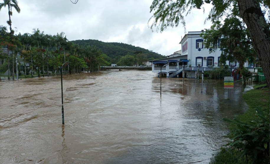 DER/PR publica decisão final da licitação para executar a Ponte de Guaratuba