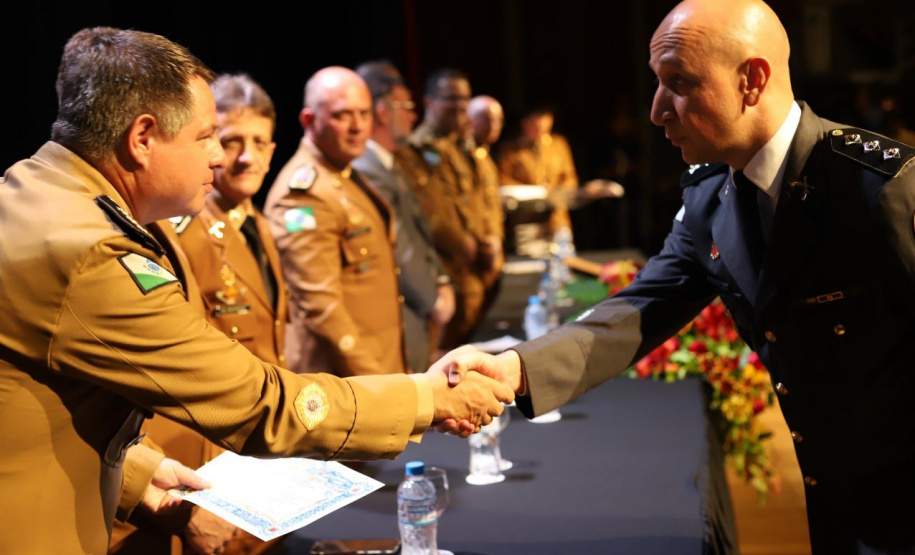 Capitães da Polícia Militar e dos Bombeiros finalizam o Curso de Aperfeiçoamento de Oficiais