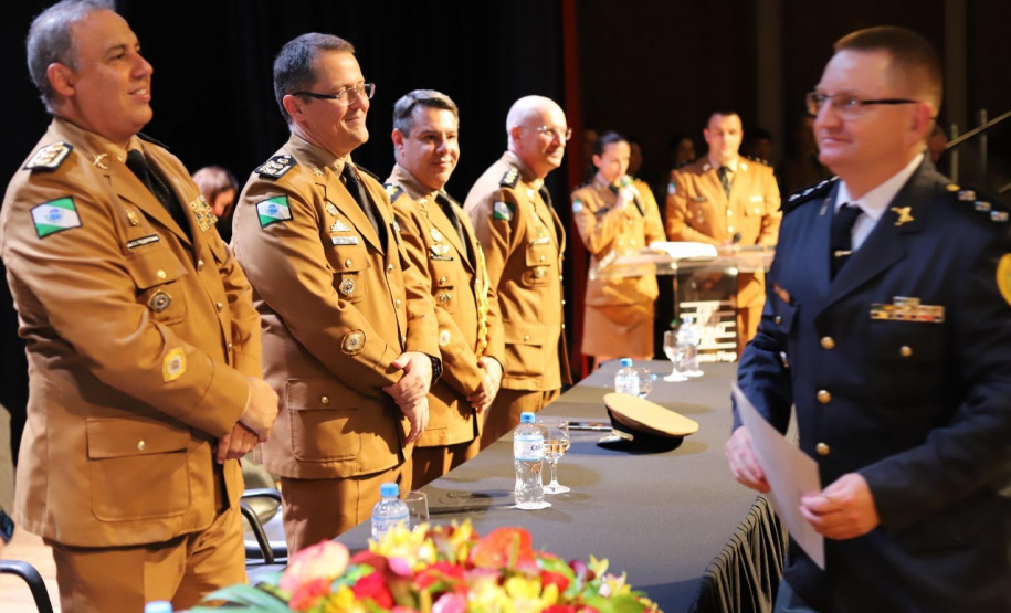 Capitães da Polícia Militar e dos Bombeiros finalizam o Curso de Aperfeiçoamento de Oficiais