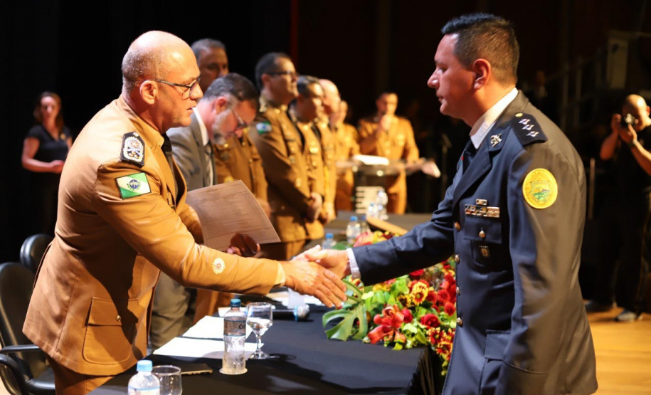 Capitães da Polícia Militar e dos Bombeiros finalizam o Curso de Aperfeiçoamento de Oficiais