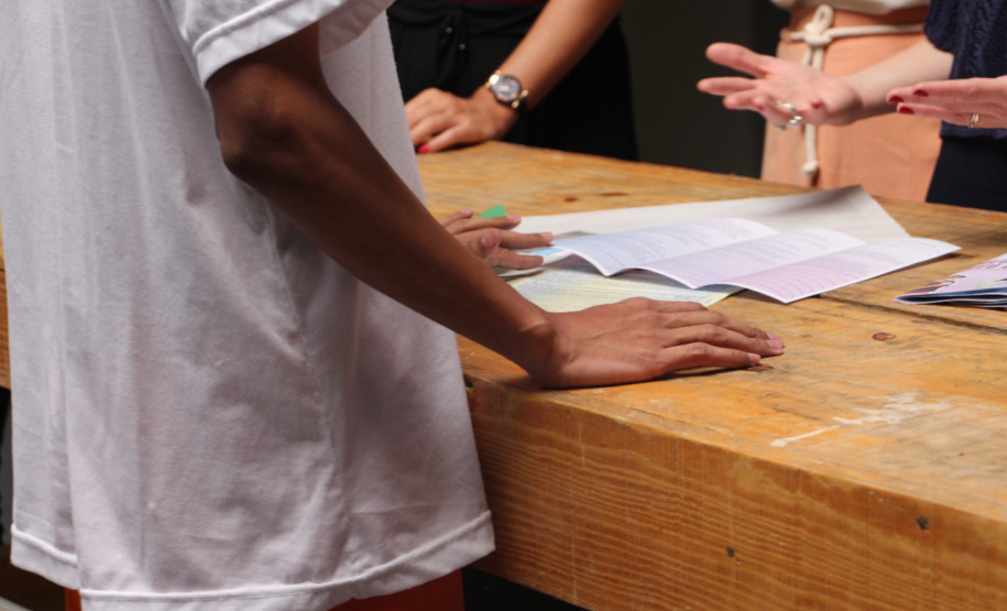 “Meu nome, meu direito no cárcere”: unidade prisional de Rio Branco do Sul entrega certidões retificadas a apenadas travestis e transexuais