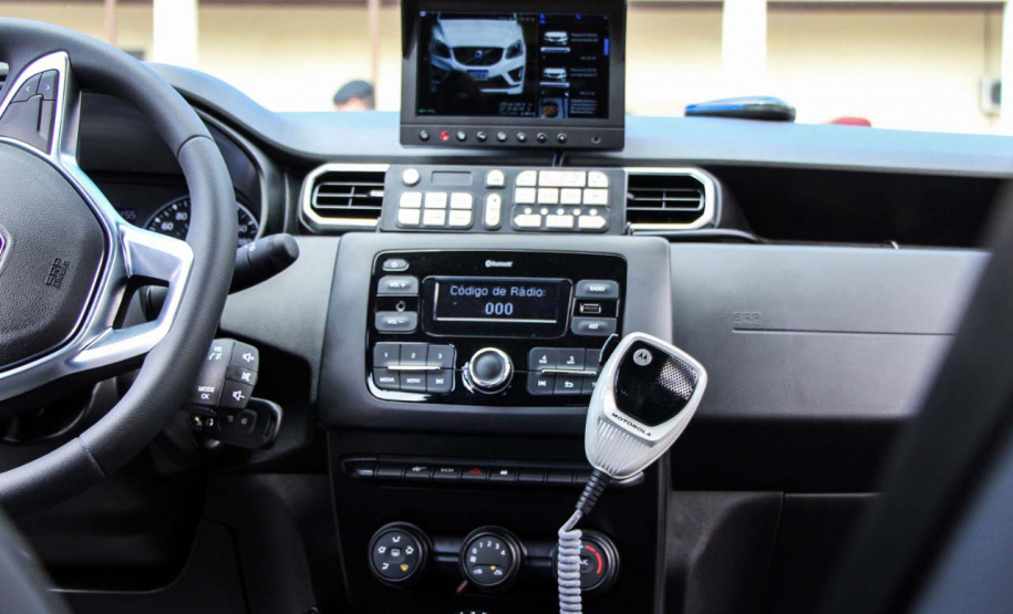 Polícia Militar utiliza “viatura inteligente” para identificar placas e pessoas no Verão Maior Paraná