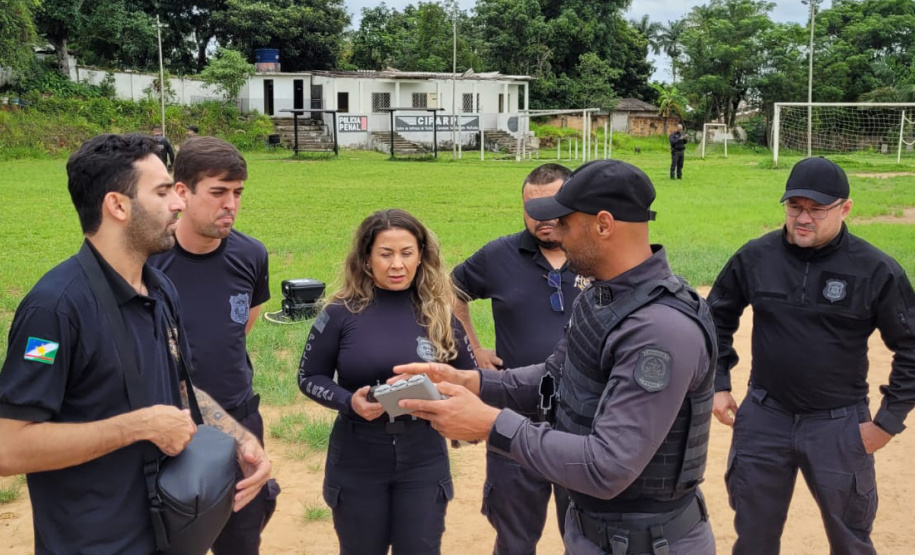 Policiais penais do Paraná participam de curso de drones em Minas Gerais