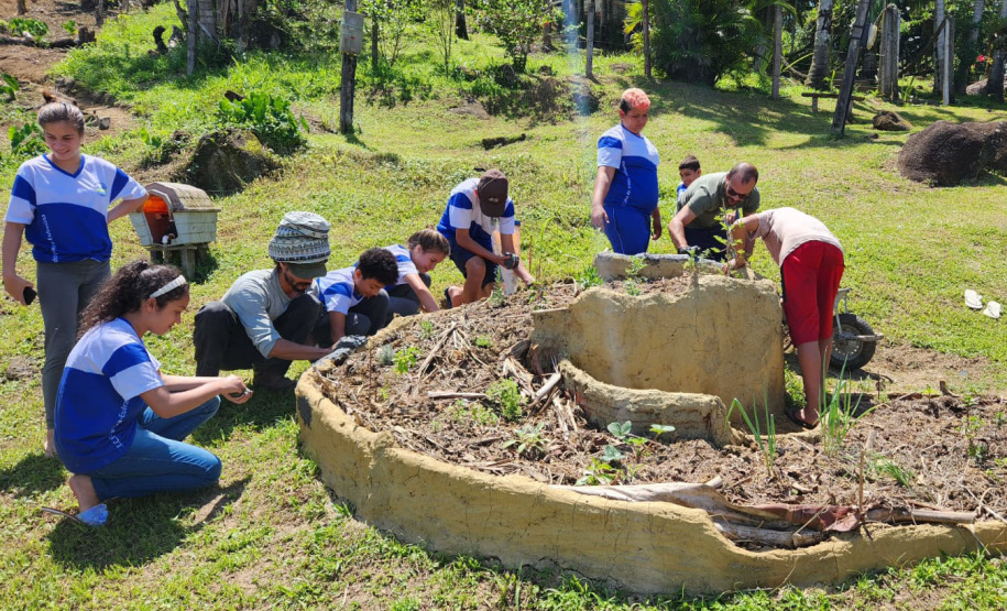 Portos do Paraná leva princípios e ética da permacultura a 15 comunidades
