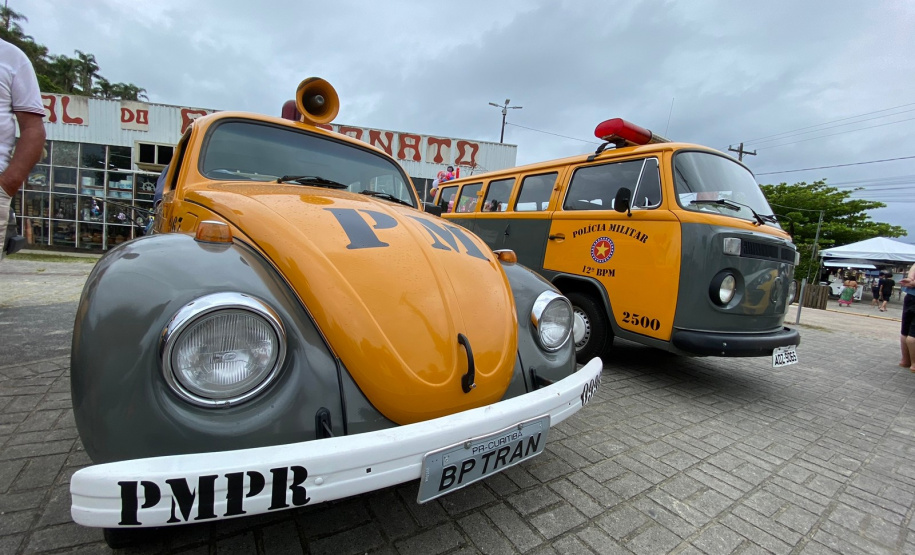 PMPR inicia Ciclo de Exposições com viaturas históricas e atrai centenas de pessoas, em Guaratuba