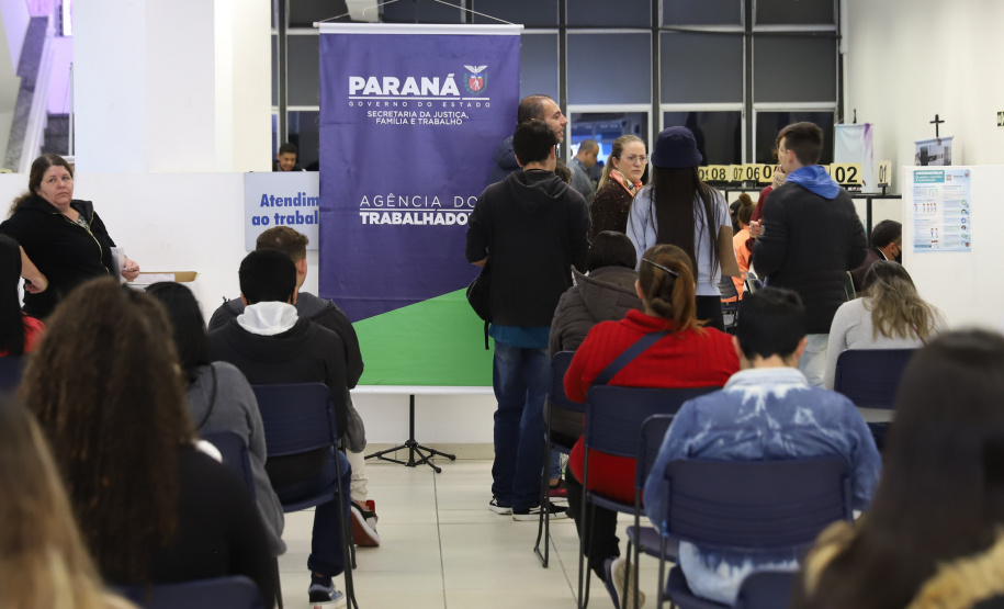Paraná planeja força-tarefa para preenchimento de vagas de emprego em todo Estado