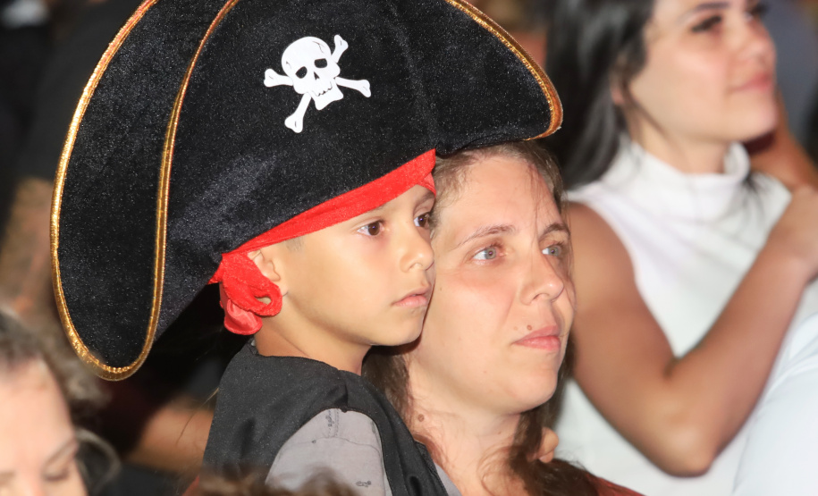 Edson & Hudson e Jeann & Julio encerram primeira semana de shows gratuito no Litoral