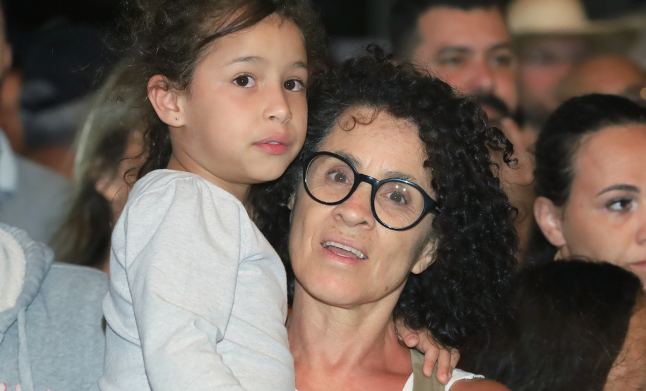 Edson & Hudson e Jeann & Julio encerram primeira semana de shows gratuito no Litoral