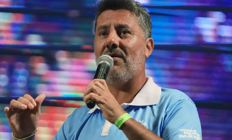 Edson & Hudson e Jeann & Julio encerram primeira semana de shows gratuito no Litoral