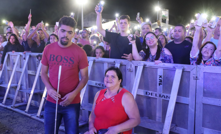 Edson & Hudson e Jeann & Julio encerram primeira semana de shows gratuito no Litoral