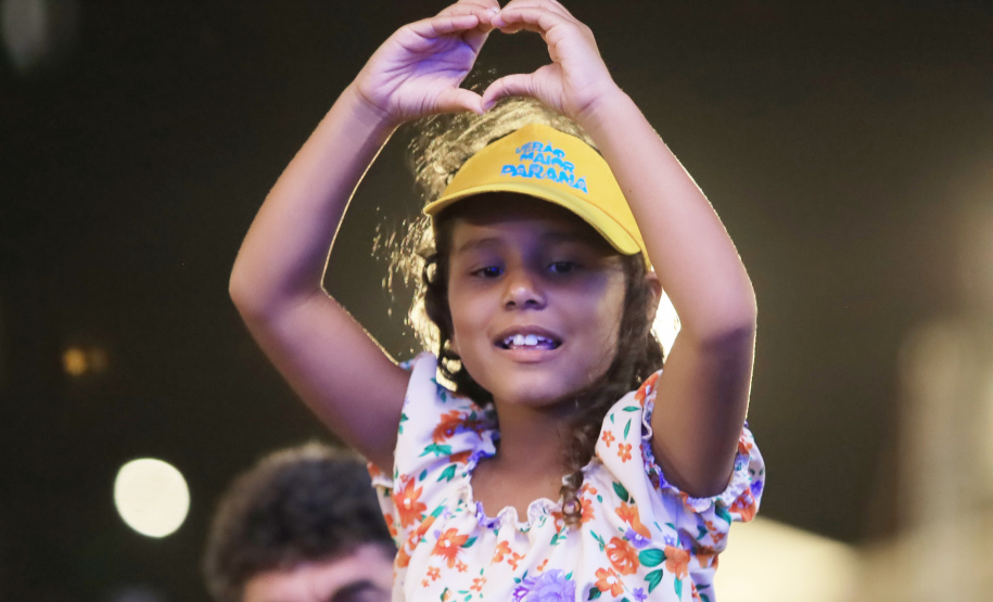 Edson & Hudson e Jeann & Julio encerram primeira semana de shows gratuito no Litoral