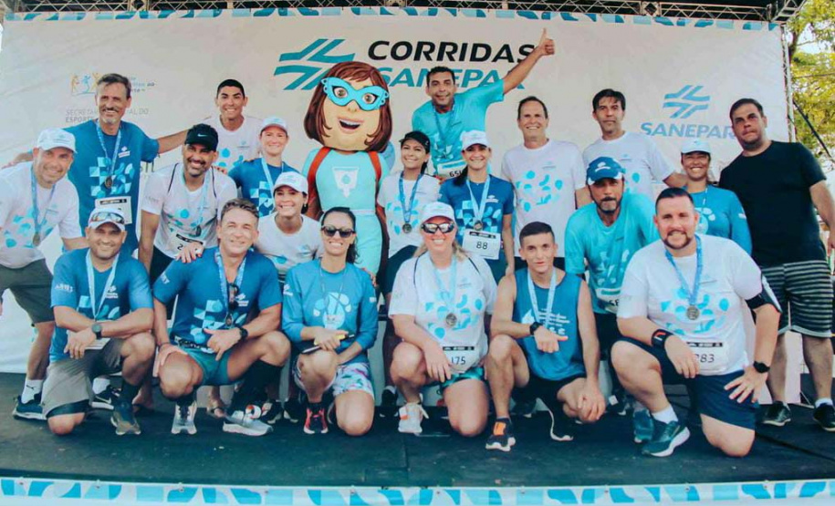 Em domingo de sol, corrida da Sanepar atrai 1.100 participantes em Matinhos