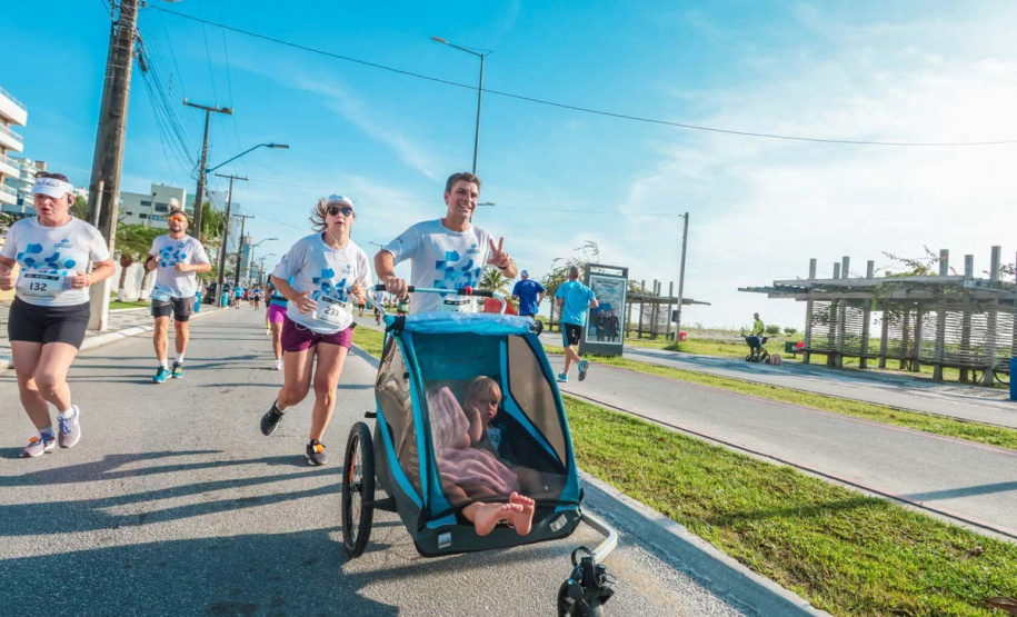 Em domingo de sol, corrida da Sanepar atrai 1.100 participantes em Matinhos
