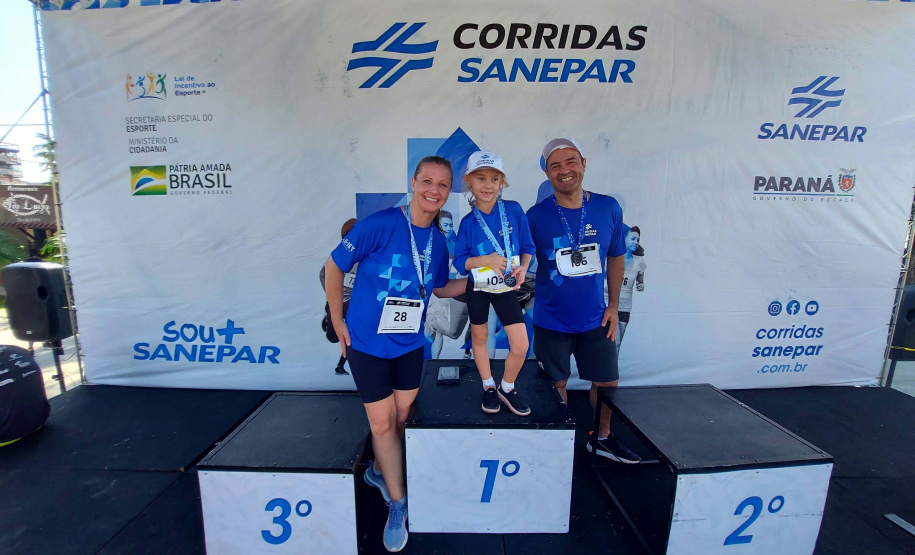 Em domingo de sol, corrida da Sanepar atrai 1.100 participantes em Matinhos