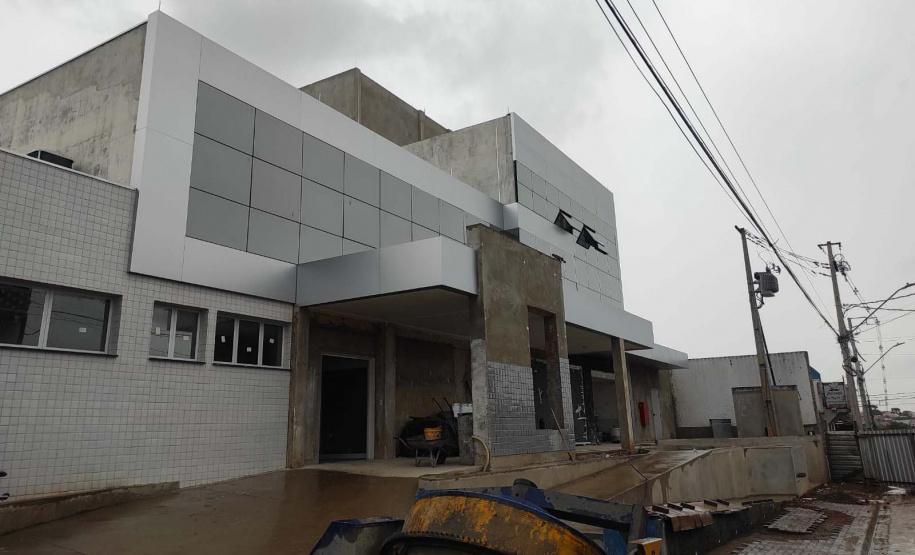 secretário de Estado da Saúde, Beto Preto, realizou uma visita às obras de reforma e ampliação do Hospital Municipal de Ibaiti.