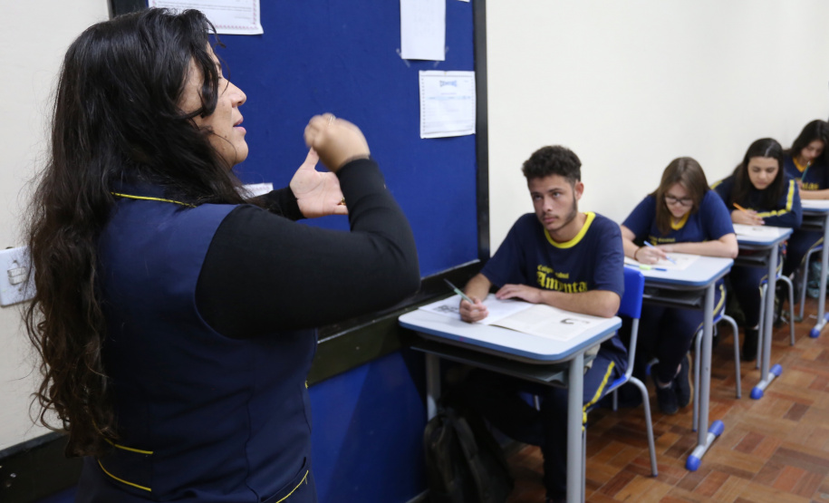 No Dia Mundial da Educação, Seed-PR destaca esforços para manter Estado no topo da educação no Brasil