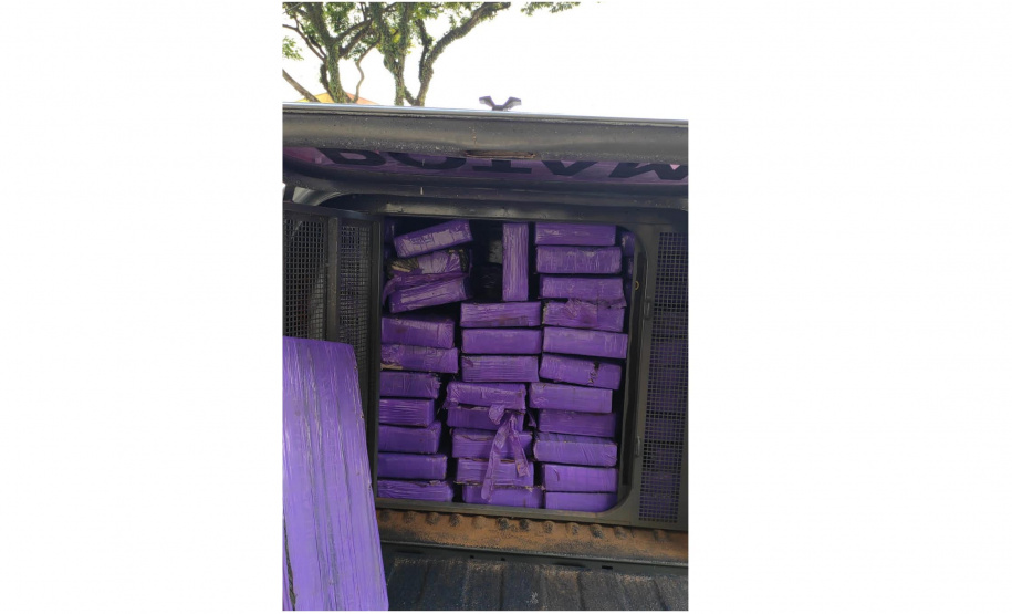 Após denúncia via 181, PMPR apreende 912 quilos de drogas em Apucarana