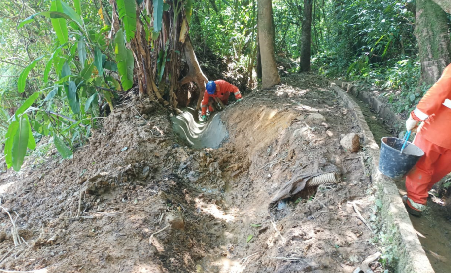 Obra de recuperação da BR-277 no Litoral entra na fase de contenção definitiva