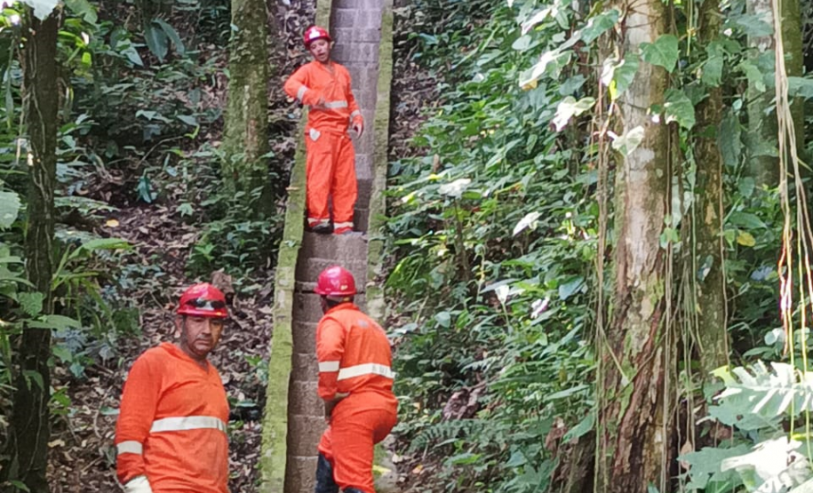 Obra de recuperação da BR-277 no Litoral entra na fase de contenção definitiva
