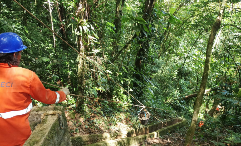 Obra de recuperação da BR-277 no Litoral entra na fase de contenção definitiva