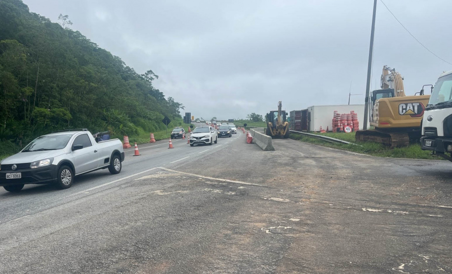 Sem interrupções, avançam obras emergenciais na BR-277
