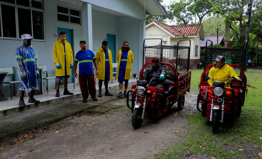 Estado reforça limpeza e coleta de lixo na Ilha do Mel durante a alta temporada