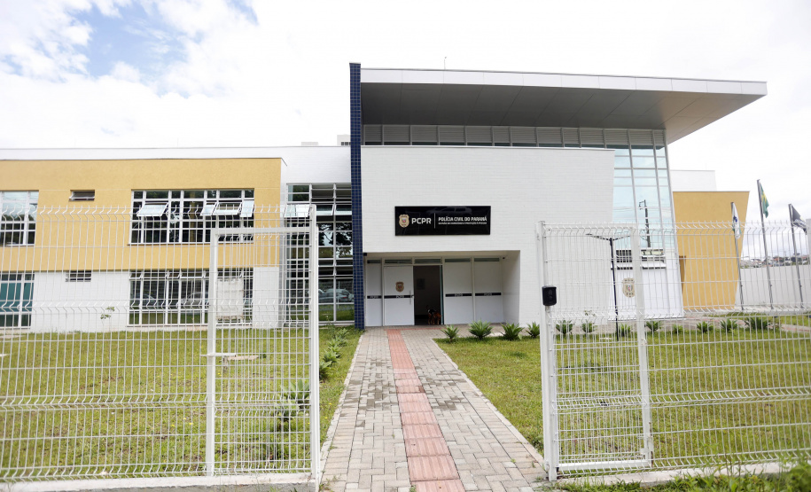 Pioneira no Brasil, delegacia que soluciona crimes antigos elucidou mais de 100 casos em 2022