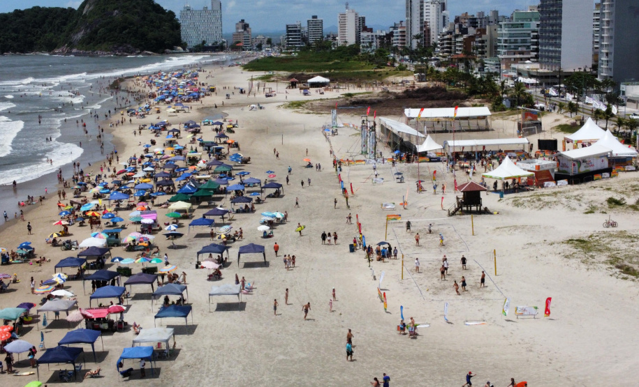 Shows do Verão Maior Paraná no Litoral do Estado começam hoje; confira atrações