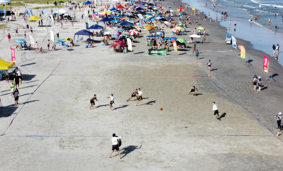 Campeonato de Beach-Flag.