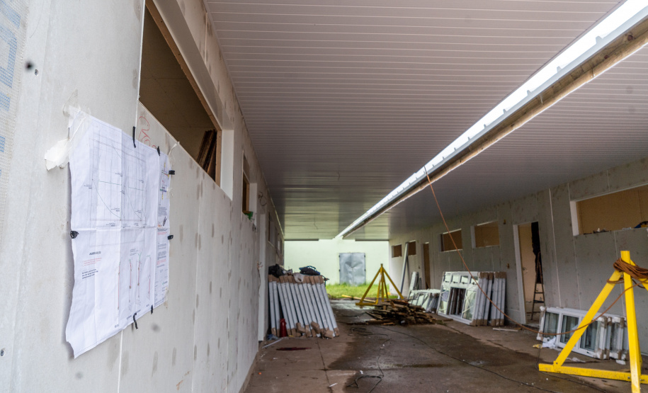 Governo investe R$ 100 milhões para trocar todas as salas de aula de madeira do Paraná