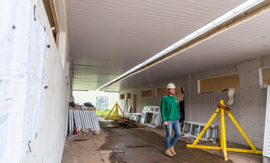 Governo investe R$ 100 milhões para trocar todas as salas de aula de madeira do Paraná