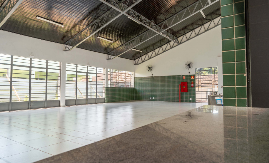 Colégio indígena de Manoel Ribas ganha quadra coberta e novo espaço de cozinha e refeitório