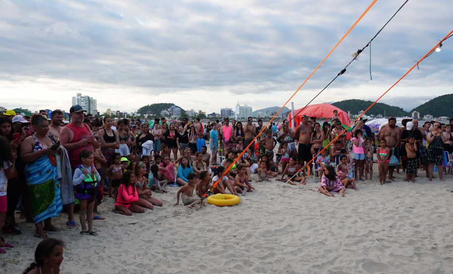 Atividades esportivas e de recreação viram hits no Verão Maior Paraná com mais de 310 mil atendimentos