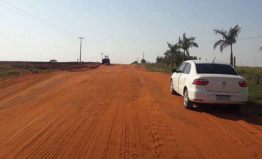 Estado investe em convênio para pavimentar estrada em Paranavaí